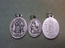 Load image into Gallery viewer, St. Francis of Assisi (1181-1226) holy medal