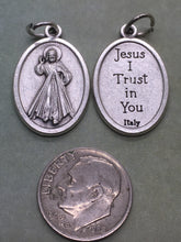 Load image into Gallery viewer, Divine Mercy holy medal - Jesus, I Trust in You