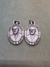 Load image into Gallery viewer, St. Archbishop Oscar Romero holy medal