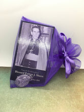 Load image into Gallery viewer, Fulton Sheen (1895-1979) holy medal