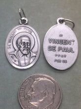 Load image into Gallery viewer, St. Vincent de Paul (1581-1660) holy medal
