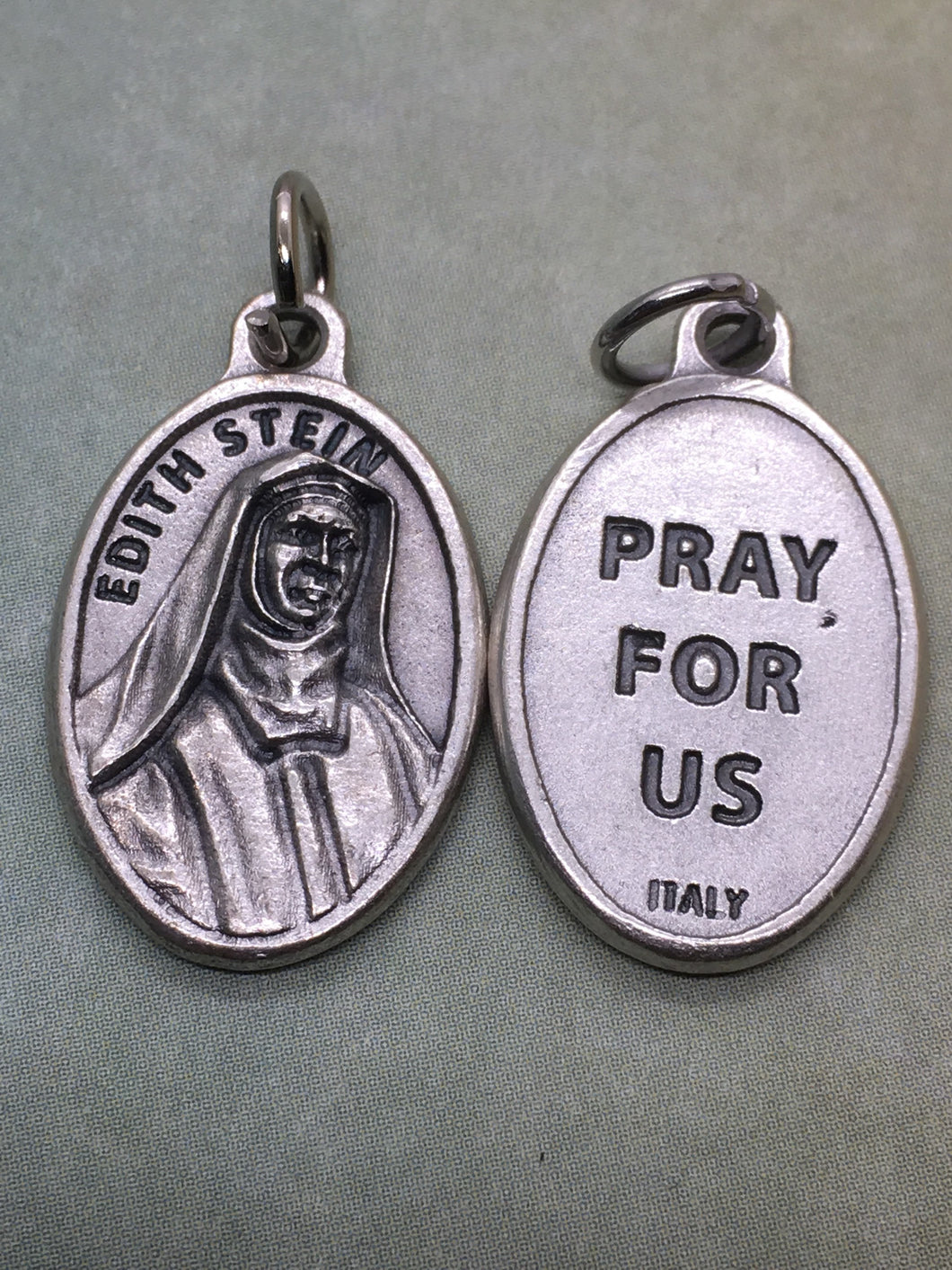 St. Teresa Benedicta of the Cross holy medal - Edith Stein - Catholic saint - patron of Europe, martyrs, against the death of parents