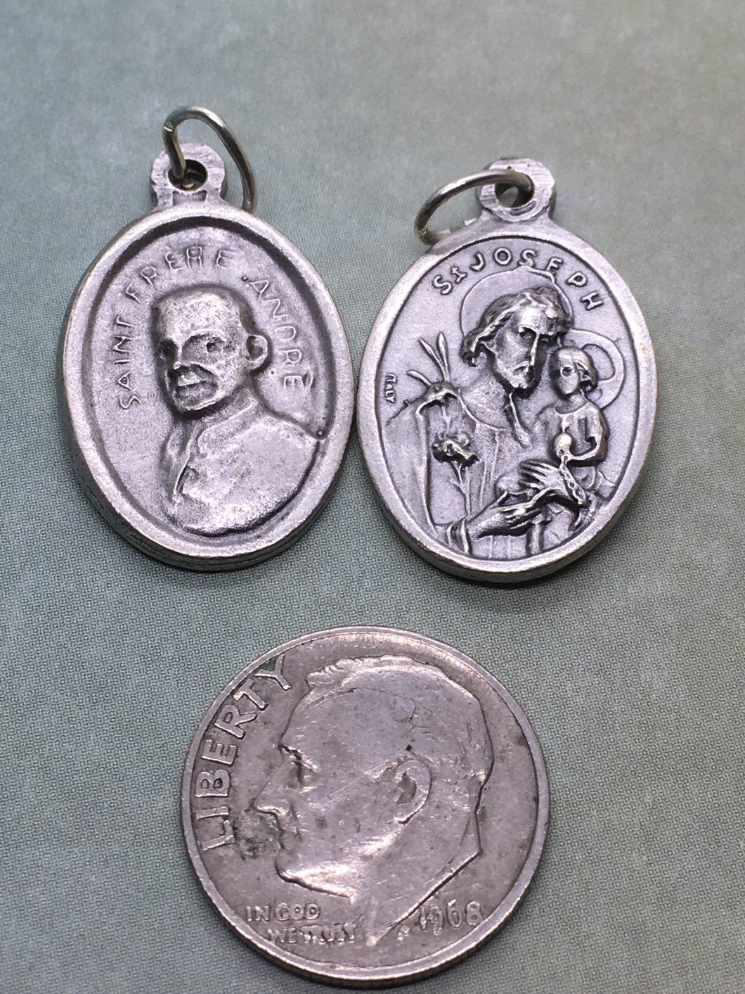 St. Frere Andre (Bessette) (1845 - 1937)/St. Joseph holy medal