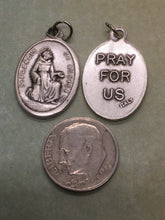 Load image into Gallery viewer, St. Francis of Assisi (1181-1226) holy medal
