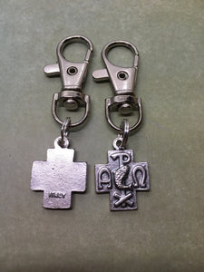 Christian Peace Cross key clip, key ring